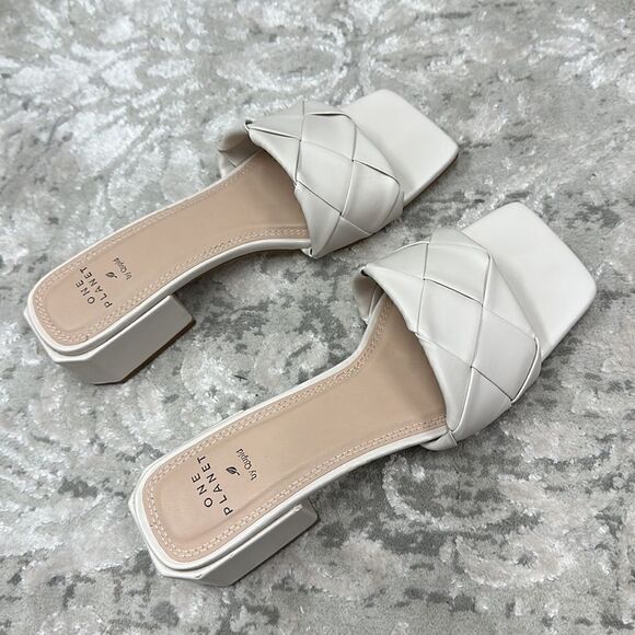 Qupid size 6 cream colored Woven Strap Slide Heeled Sandals EUC No box - Picture 4 of 9